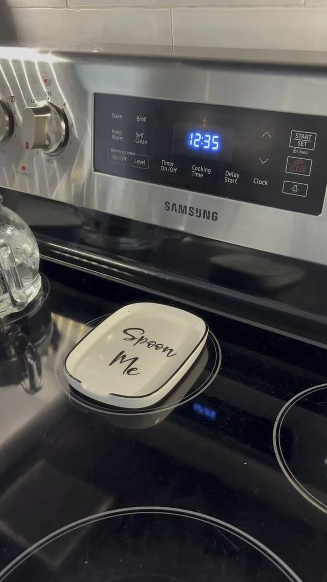 The electronic control board and relays of an oven kitchen appliance.